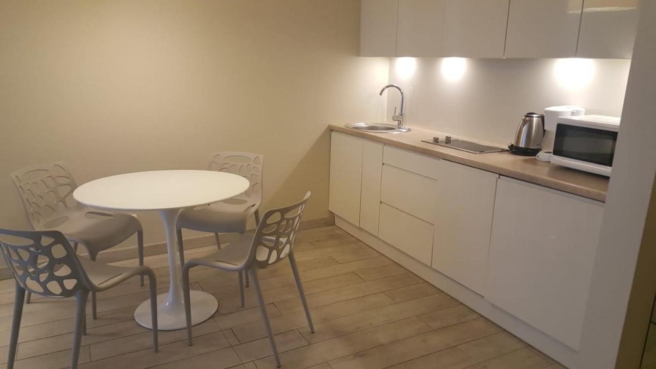 Atrakcyjny Apartament Czarna Gora Stronie Slaskie Exterior photo